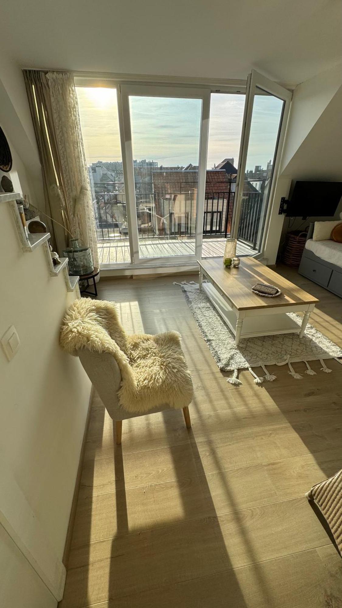 Viki'S Penthousje Apartment Blankenberge Exterior photo